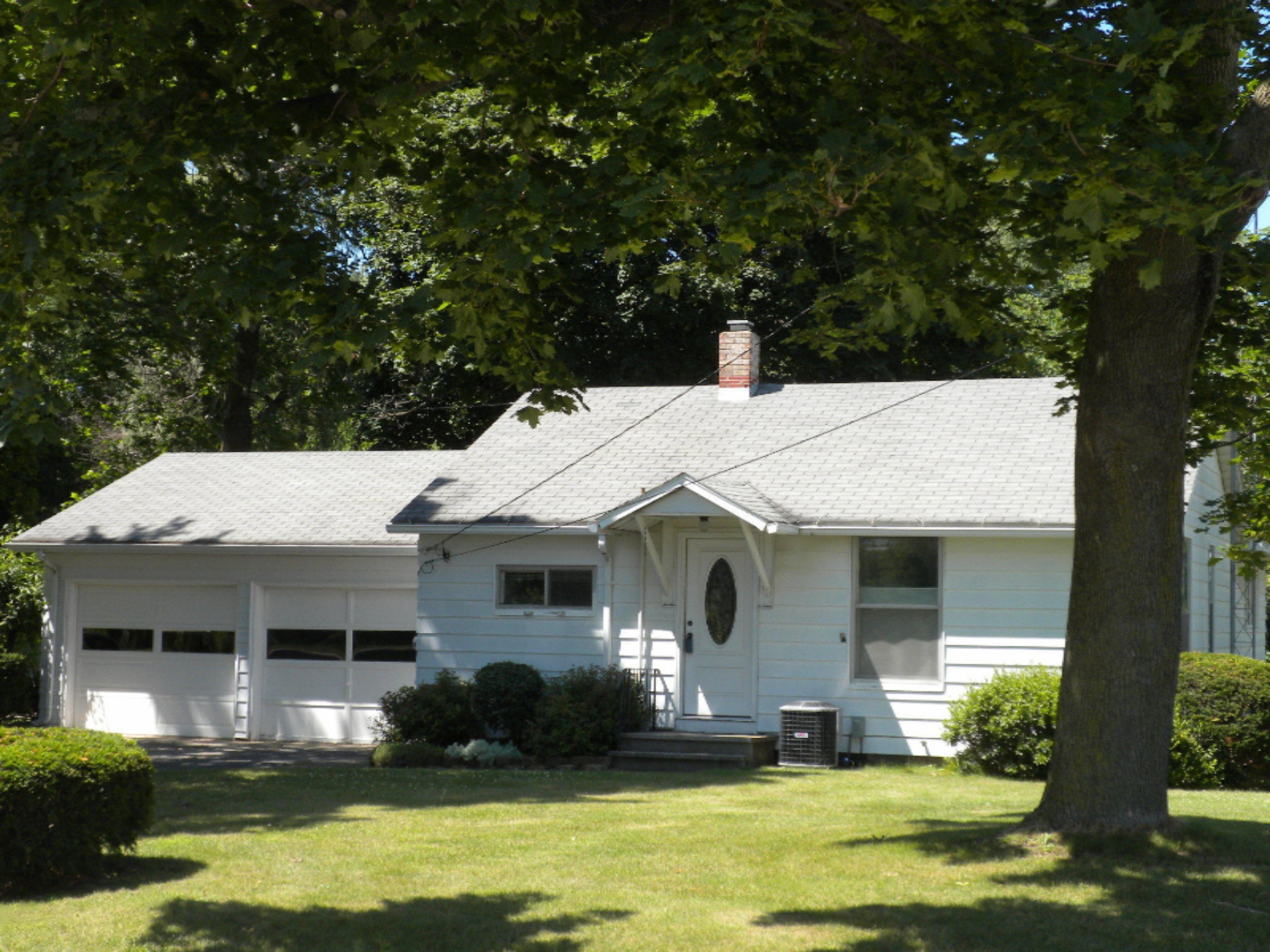 211 Ryno Road Coloma, MI 49038 - Photo 5 of 24 025