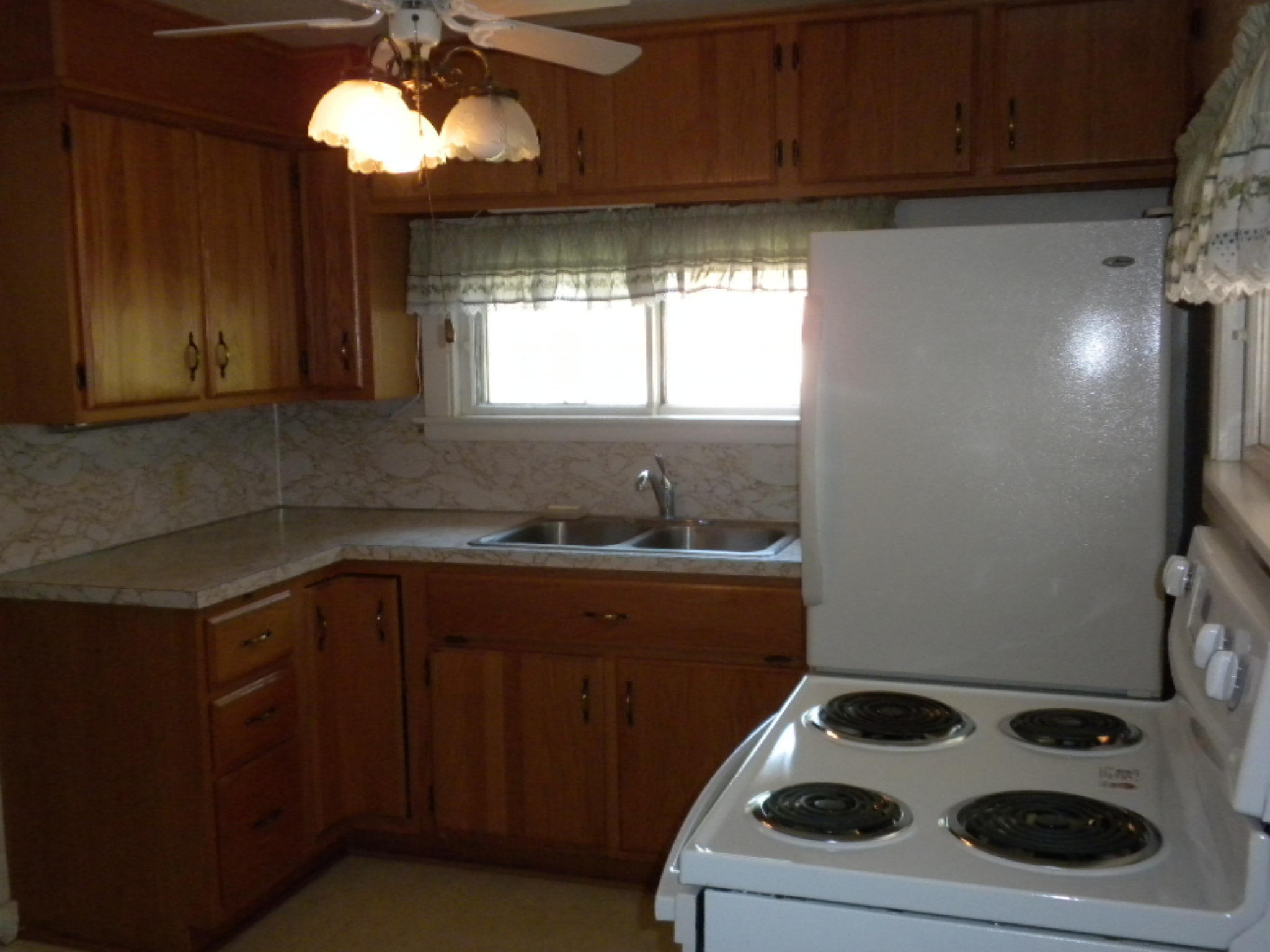 211 Ryno Road Coloma, MI 49038 - Photo 8 of 24 008