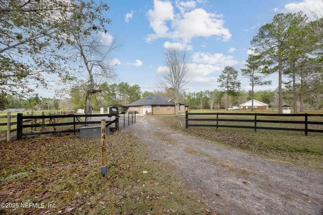 $500,000 | 8415 Plantation Road, Macclenny, FL 32063