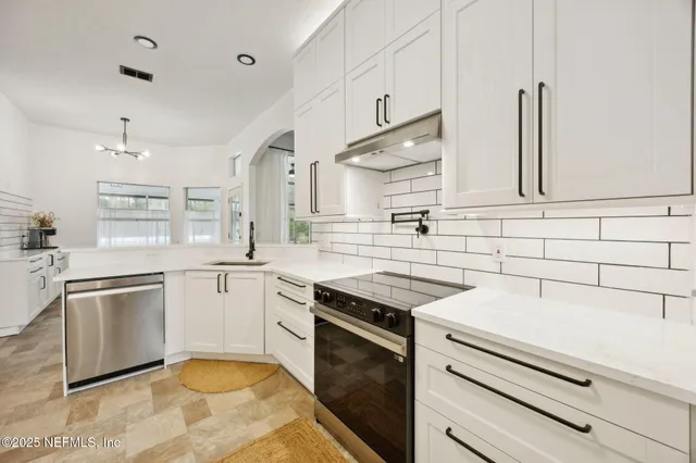 $500,000 | 8415 Plantation Road, Macclenny, FL 32063