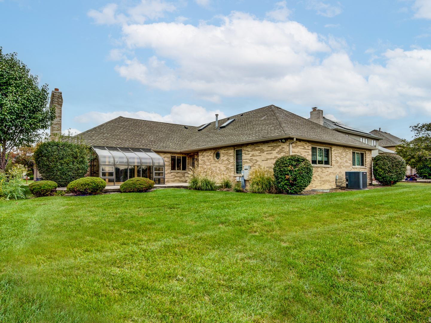 14947 Landings Lane Oak Forest, IL 60452 - Photo 6 of 35