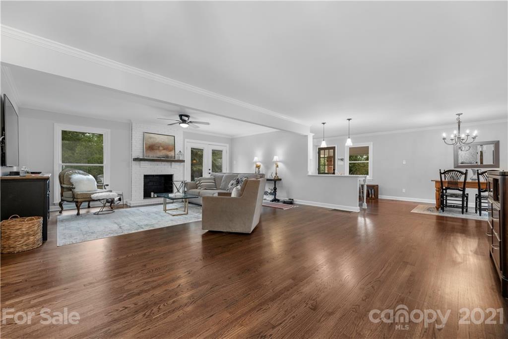 488 Kimmswick Road Charlotte, NC 28214 - Photo 9 of 28 Gallery Image 9
