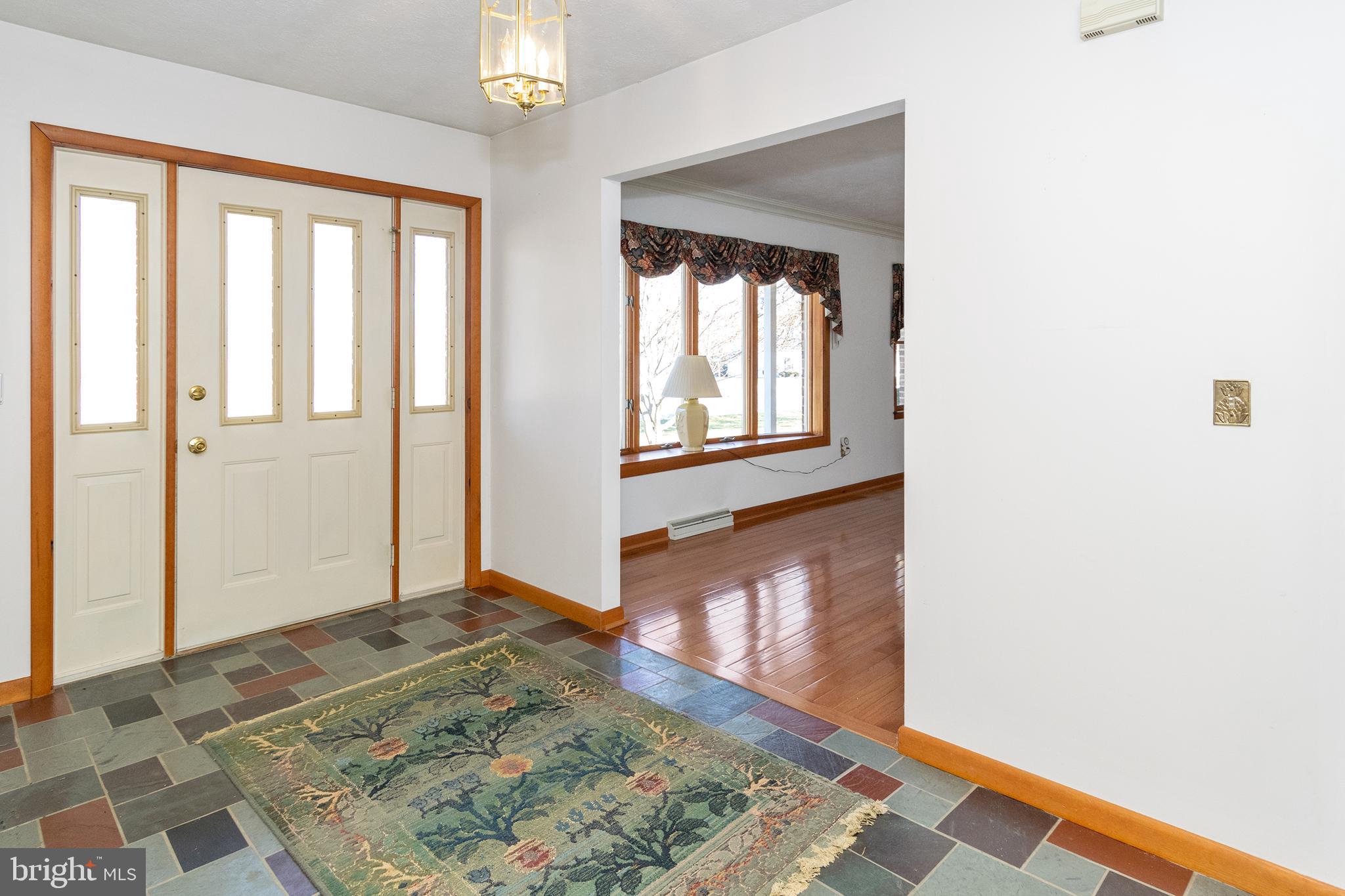 11 Strawberry Road New Freedom, PA 17349 - Photo 16 of 33 Foyer