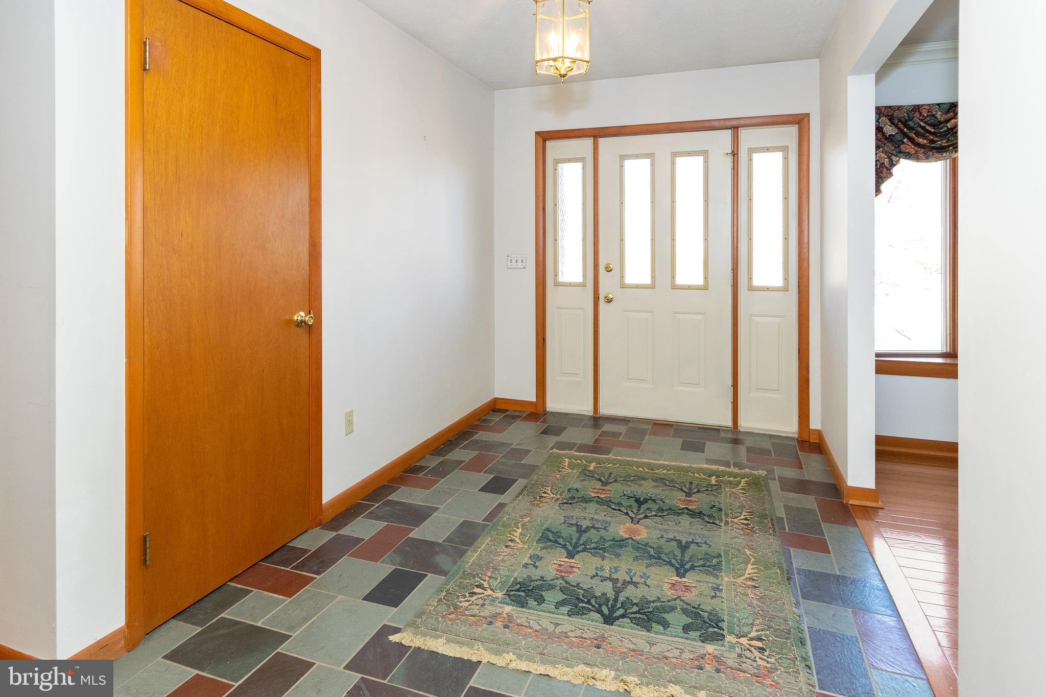 11 Strawberry Road New Freedom, PA 17349 - Photo 17 of 33 Foyer