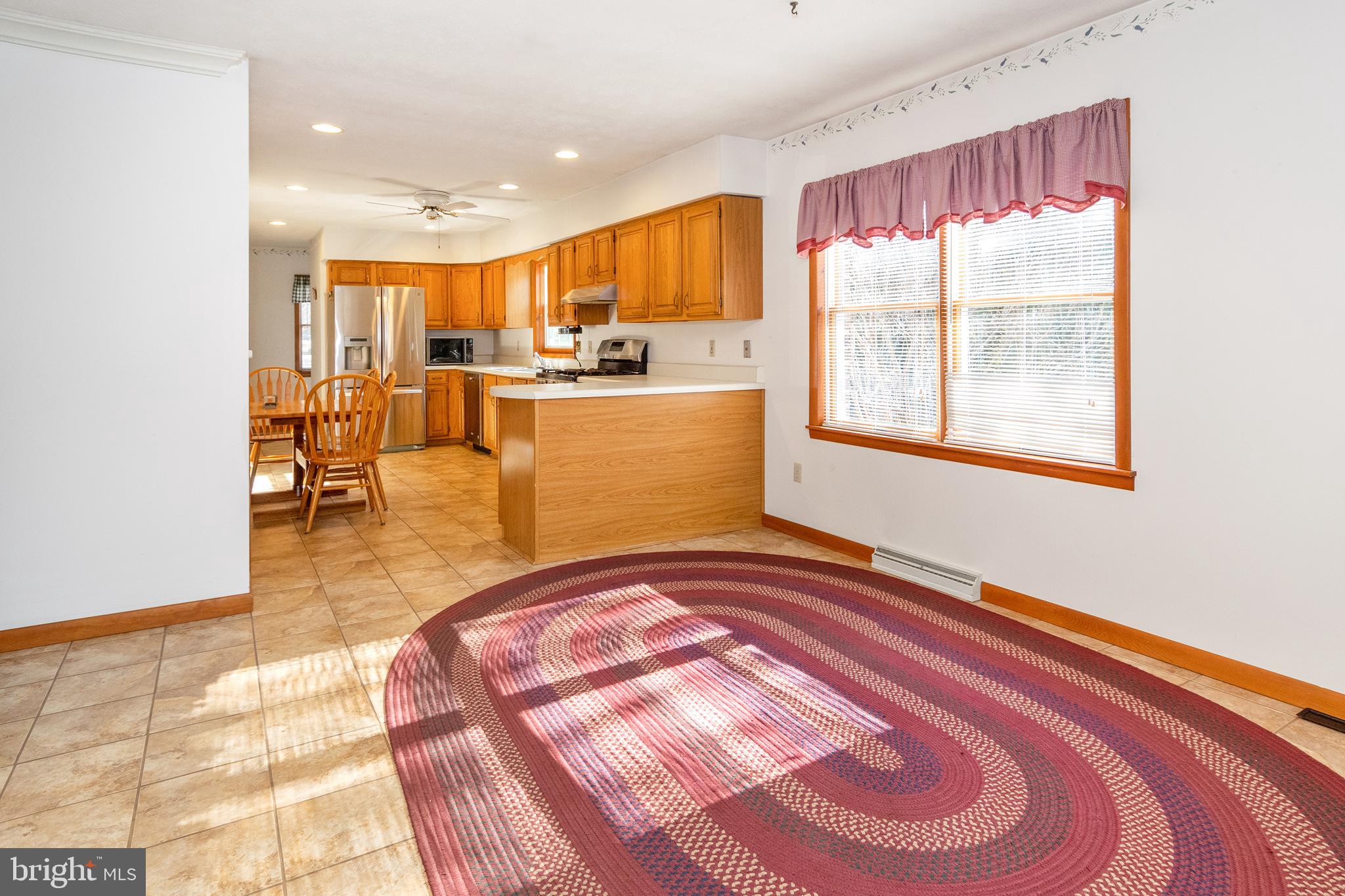 11 Strawberry Road New Freedom, PA 17349 - Photo 23 of 33 Kitchen/dining area