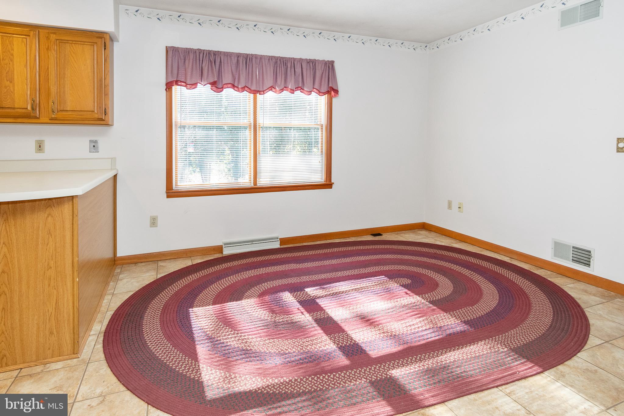 11 Strawberry Road New Freedom, PA 17349 - Photo 25 of 33 Kitchen/dining area