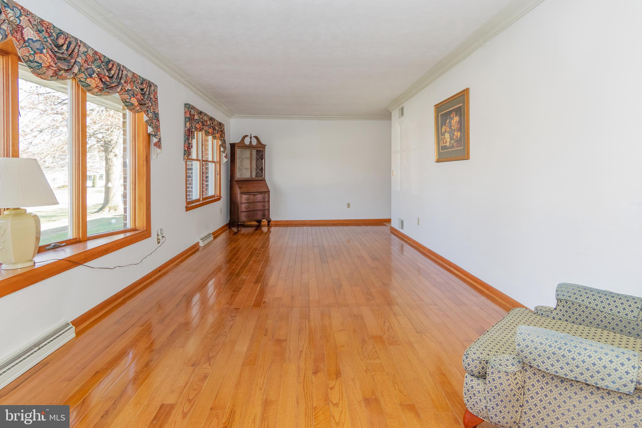 11 Strawberry Road New Freedom, PA 17349 - Photo 27 of 33 Living Room