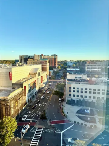 a picture of city view