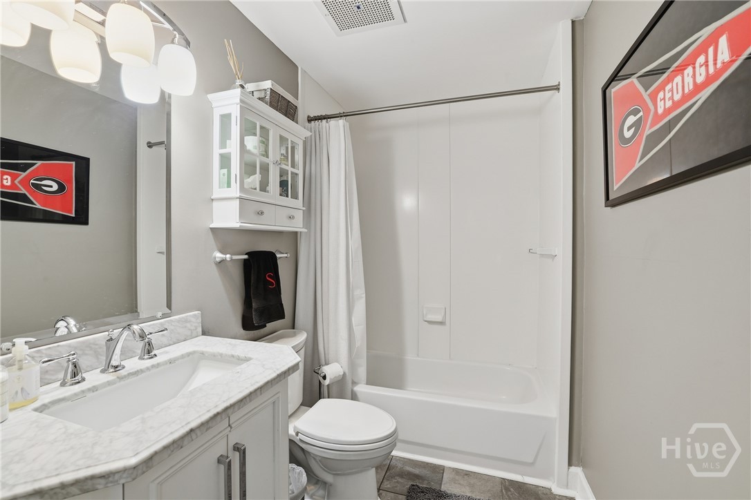 250 West Broad Street, Unit 405 Athens, GA 30601 - Photo 12 of 26