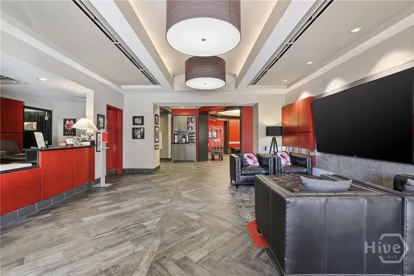 $750,000 | 250 West Broad Street, Unit 405, Athens, GA 30601