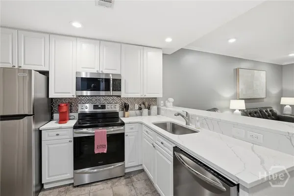 $750,000 | 250 West Broad Street, Unit 405, Athens, GA 30601