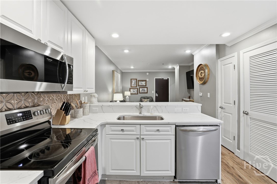 250 West Broad Street, Unit 405 Athens, GA 30601 - Photo 9 of 26