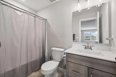 $825,000 | 4941 Obsidian Way, Victoria, MN 55386