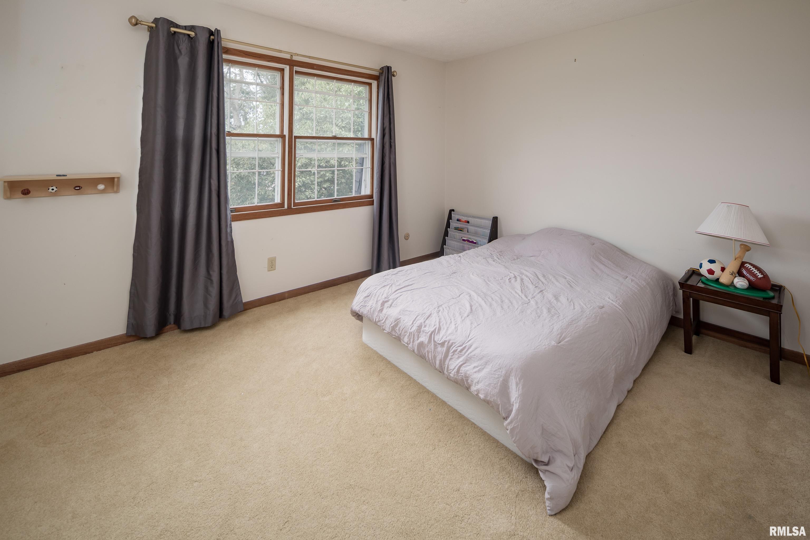 2030 Winding Hill Road Davenport, IA 52807 - Photo 24 of 41