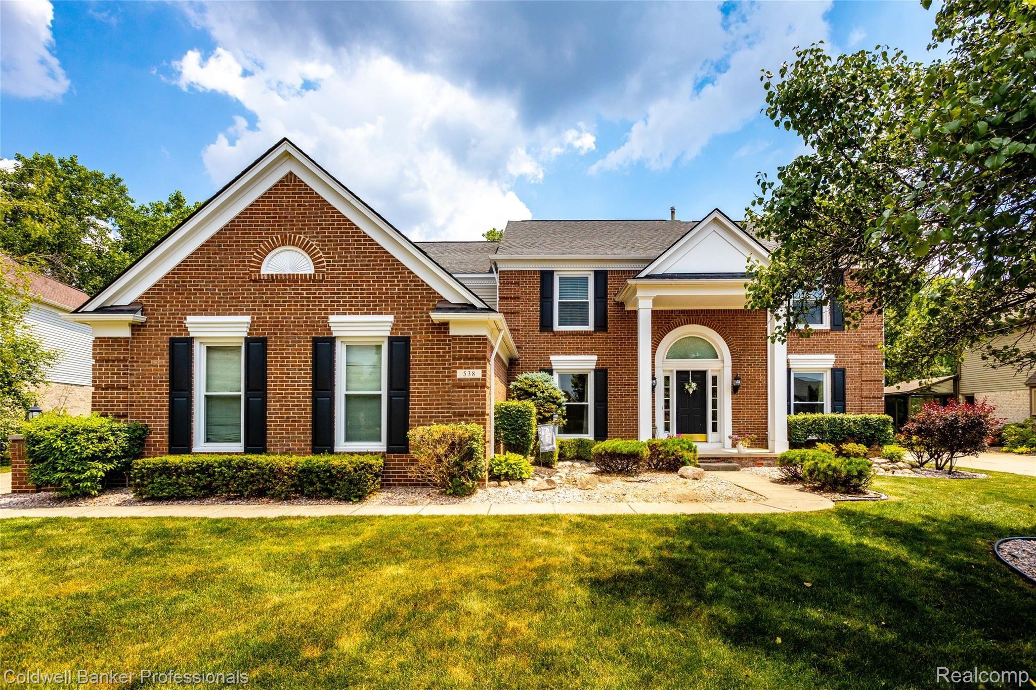 538 Sandalwood Road Canton, MI 48188 - Photo 1 of 49 538 Sandalwood