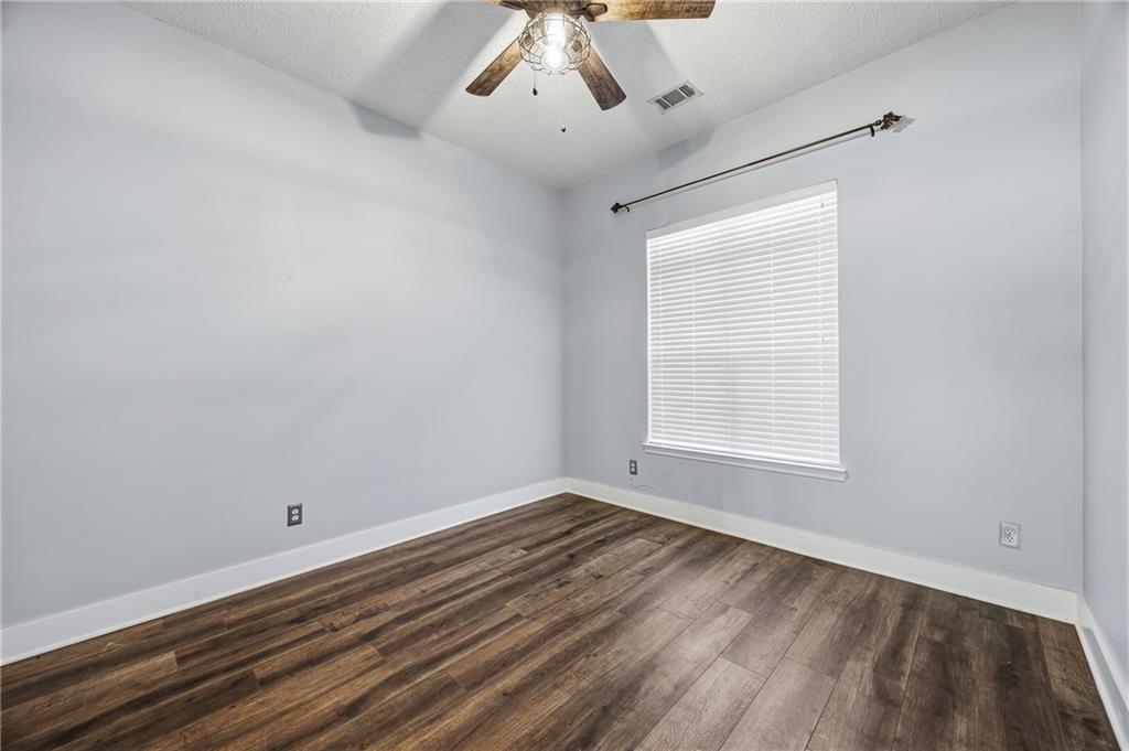 417 Ryoaks Drive Hampton, GA 30228 - Photo 4 of 22