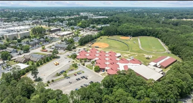$1,800 | 595 Winding Creek Road, Unit C, Fayetteville, NC 28305