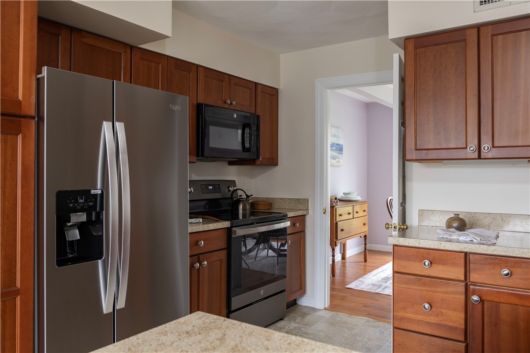 3 Fox Drive Narragansett, RI 02882 - Photo 17 of 45