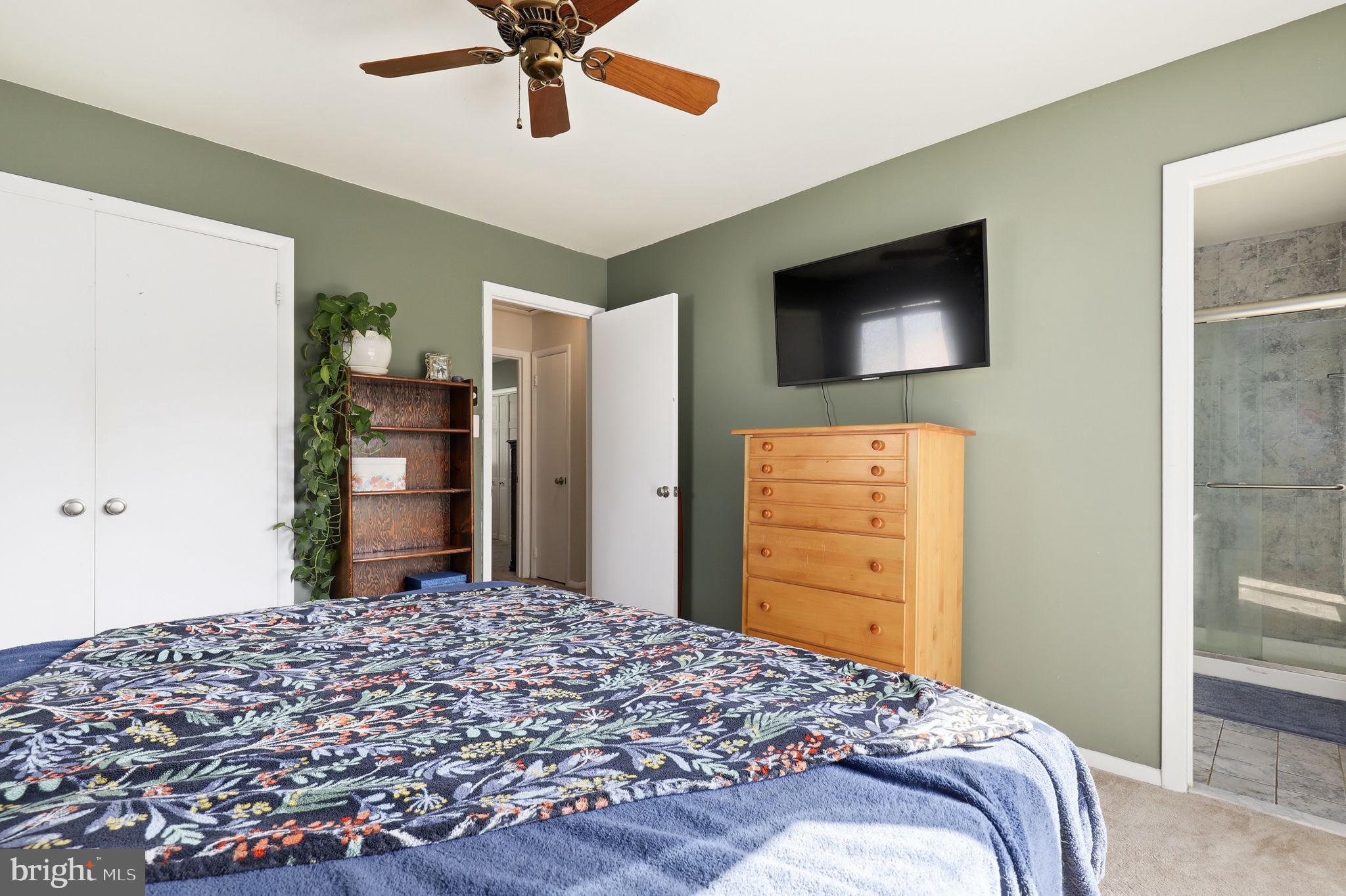 24312 Log House Road Gaithersburg, MD 20882 - Photo 19 of 40 Gallery Image 19