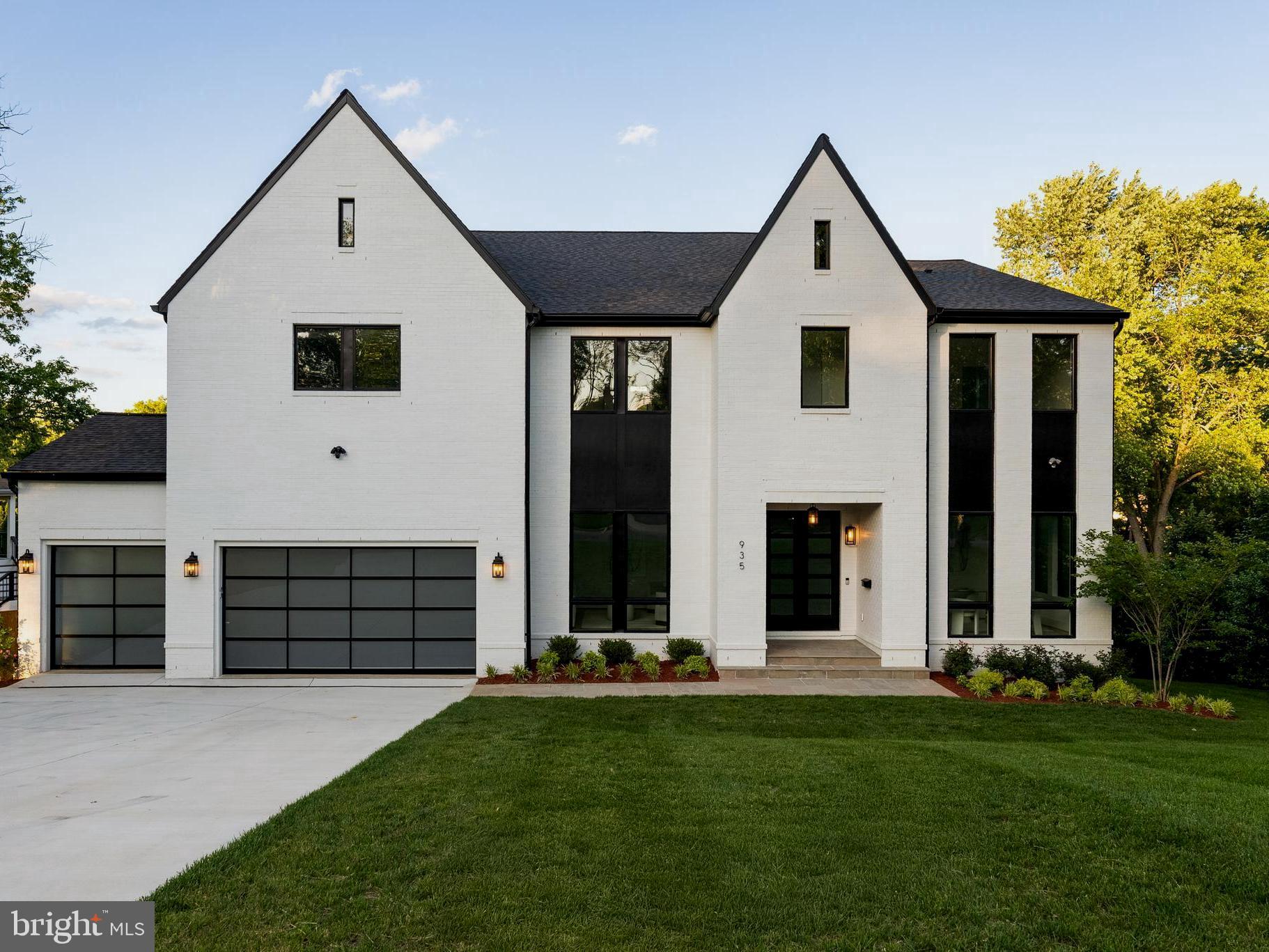 935 Dead Run Drive McLean, VA 22101 - Photo 2 of 47