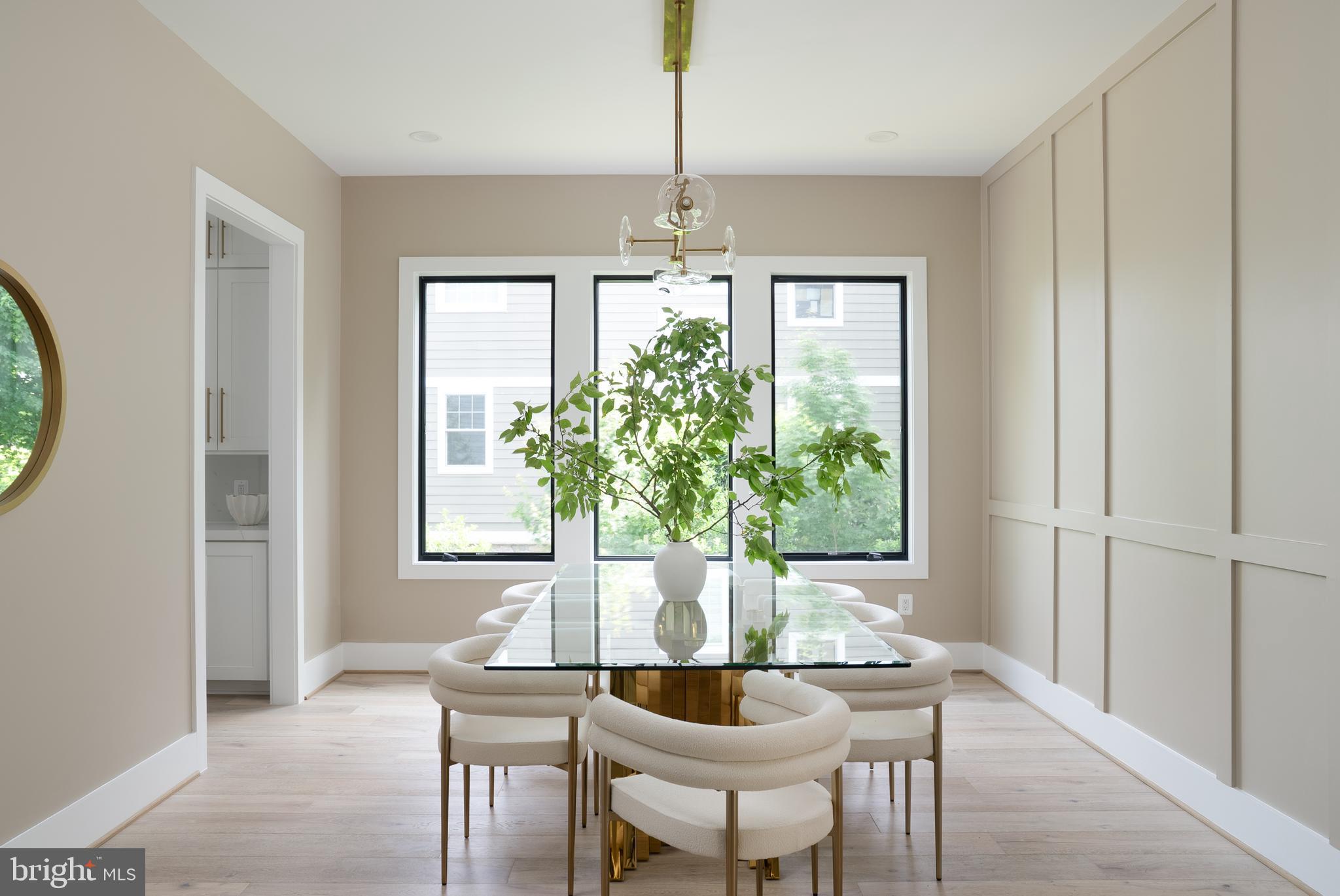 935 Dead Run Drive McLean, VA 22101 - Photo 8 of 47