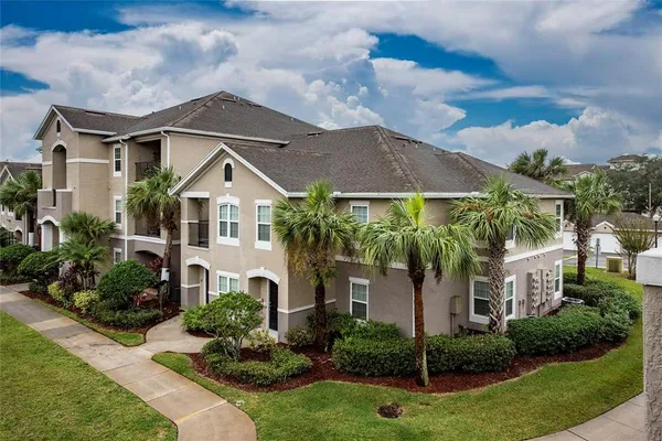 $2,100 | 6548 Swissco Drive, Unit 622, Orlando, FL 32822