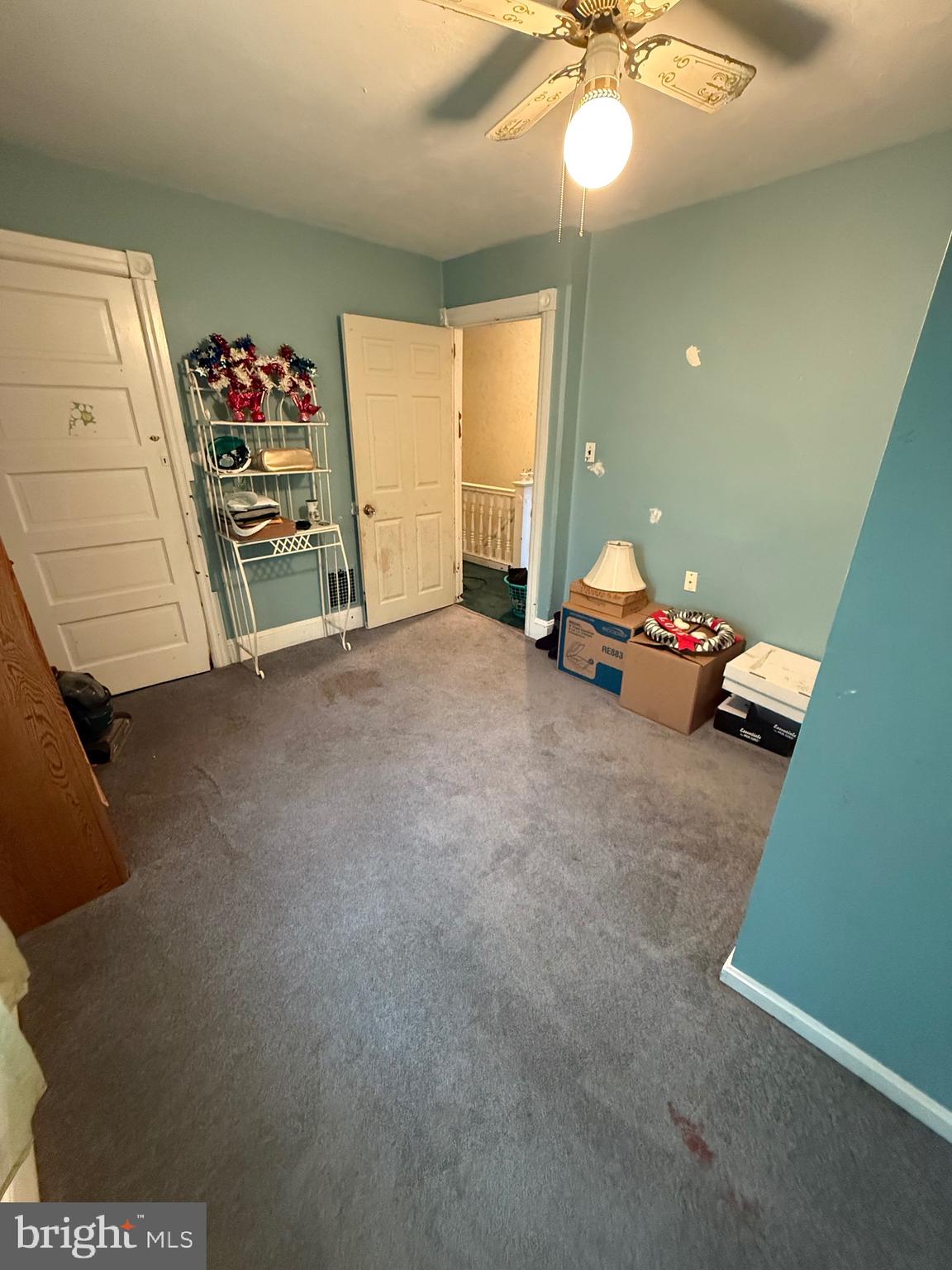 330 Fairview Road Crum Lynne, PA 19022 - Photo 18 of 30 a view of a livingroom with furniture
