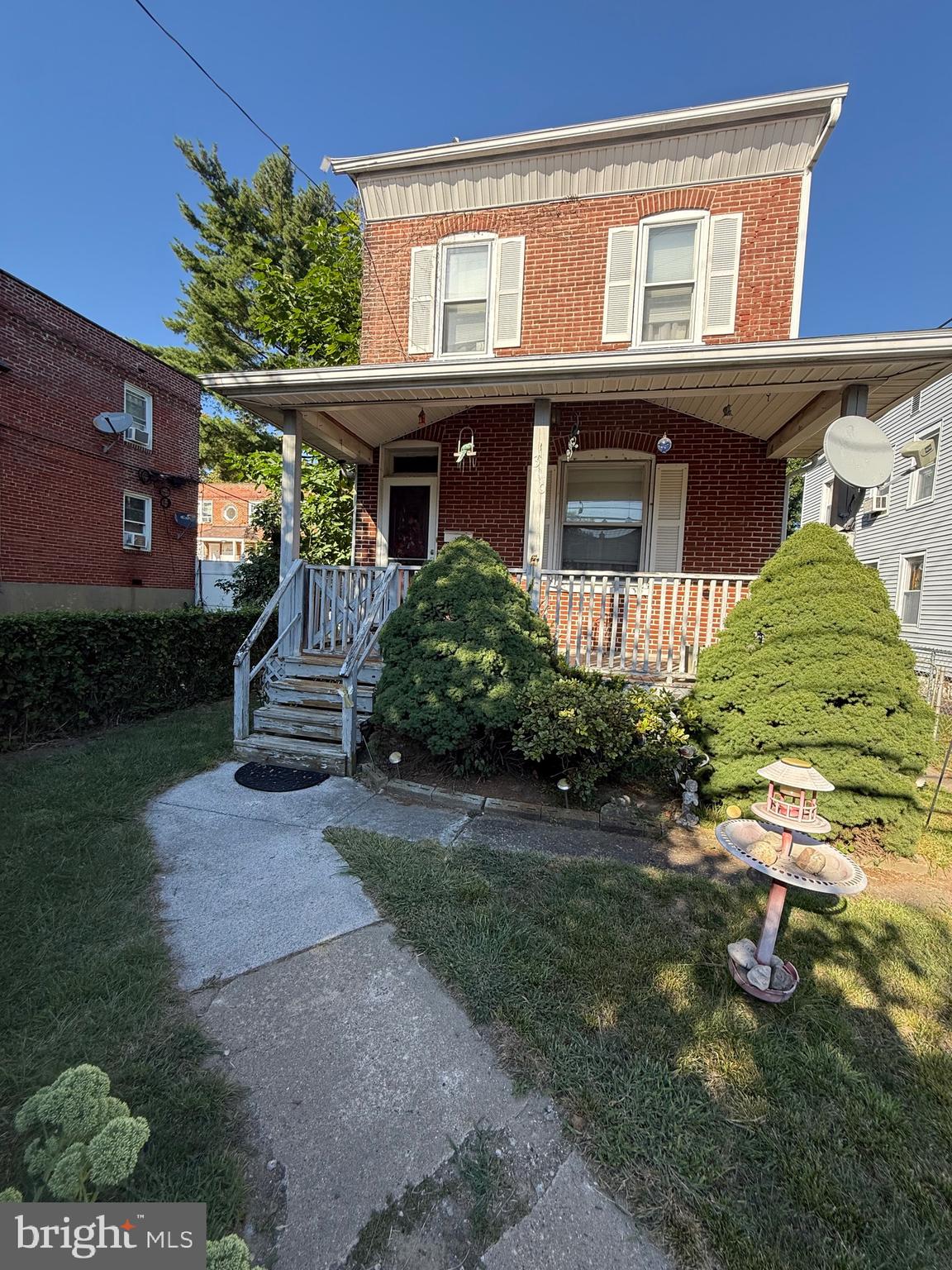 330 Fairview Road Crum Lynne, PA 19022 - Photo 3 of 30