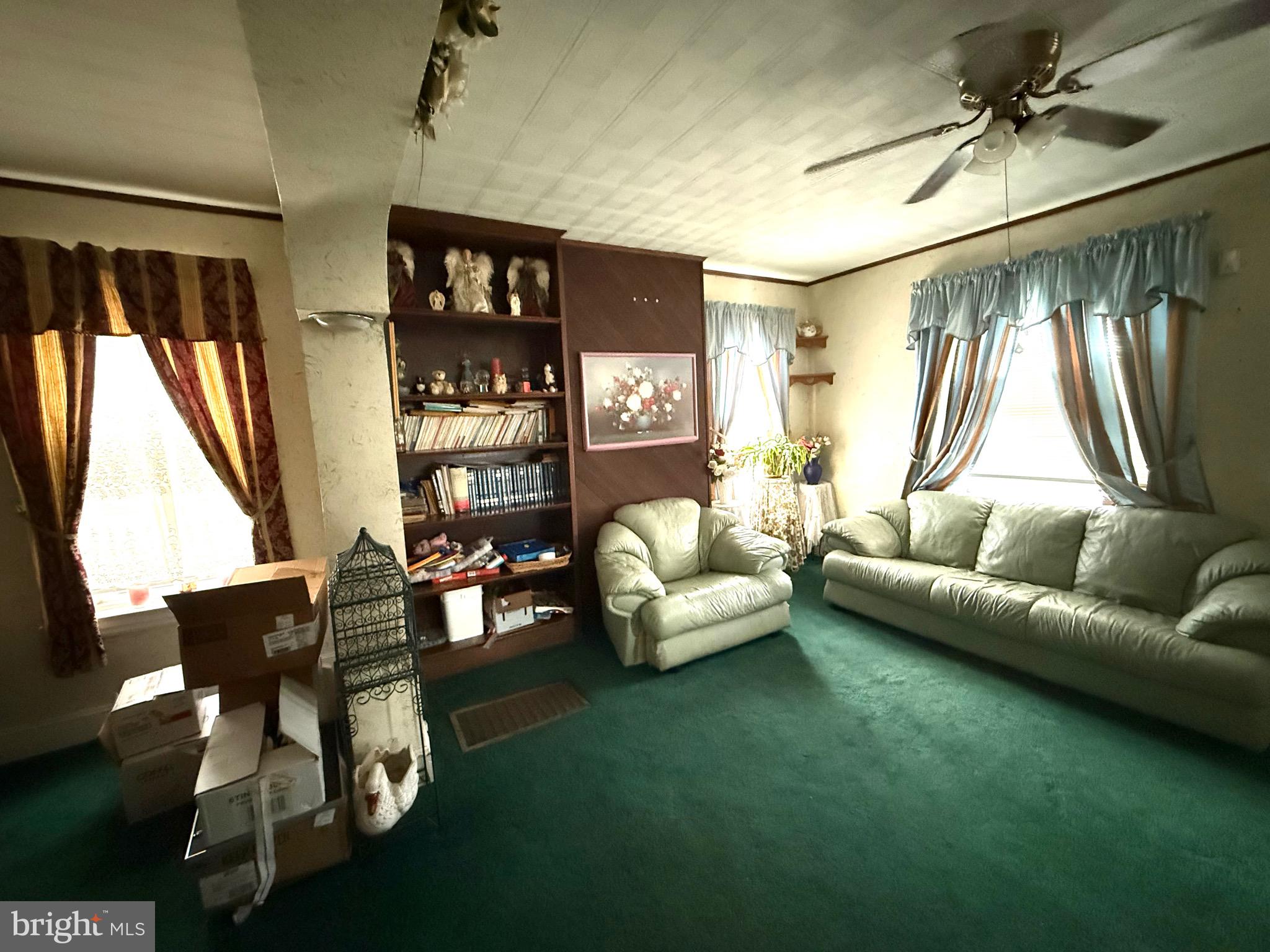 330 Fairview Road Crum Lynne, PA 19022 - Photo 10 of 30