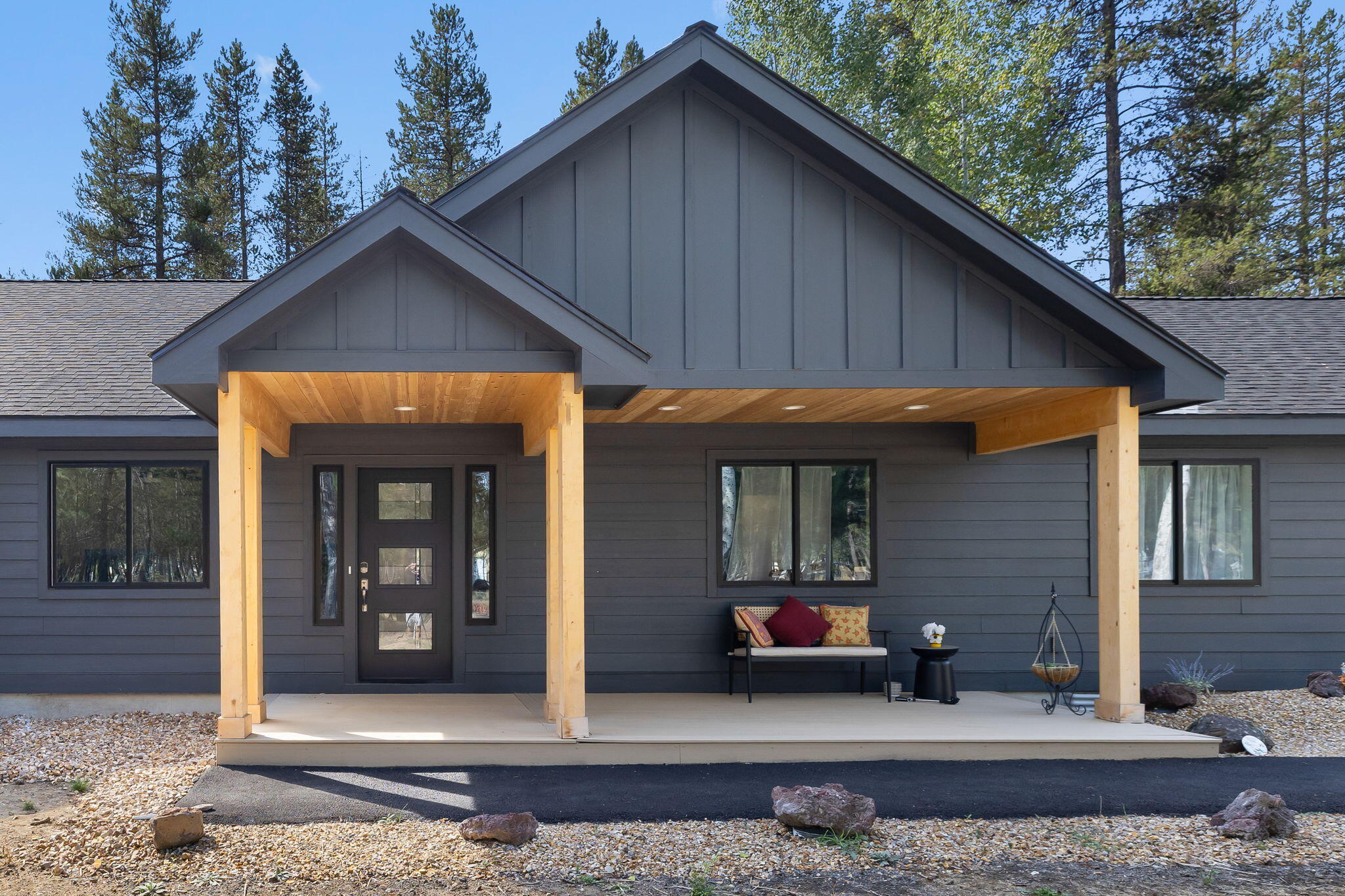 15943 Cascade Lane La Pine, OR 97739 - Photo 1 of 55 Front