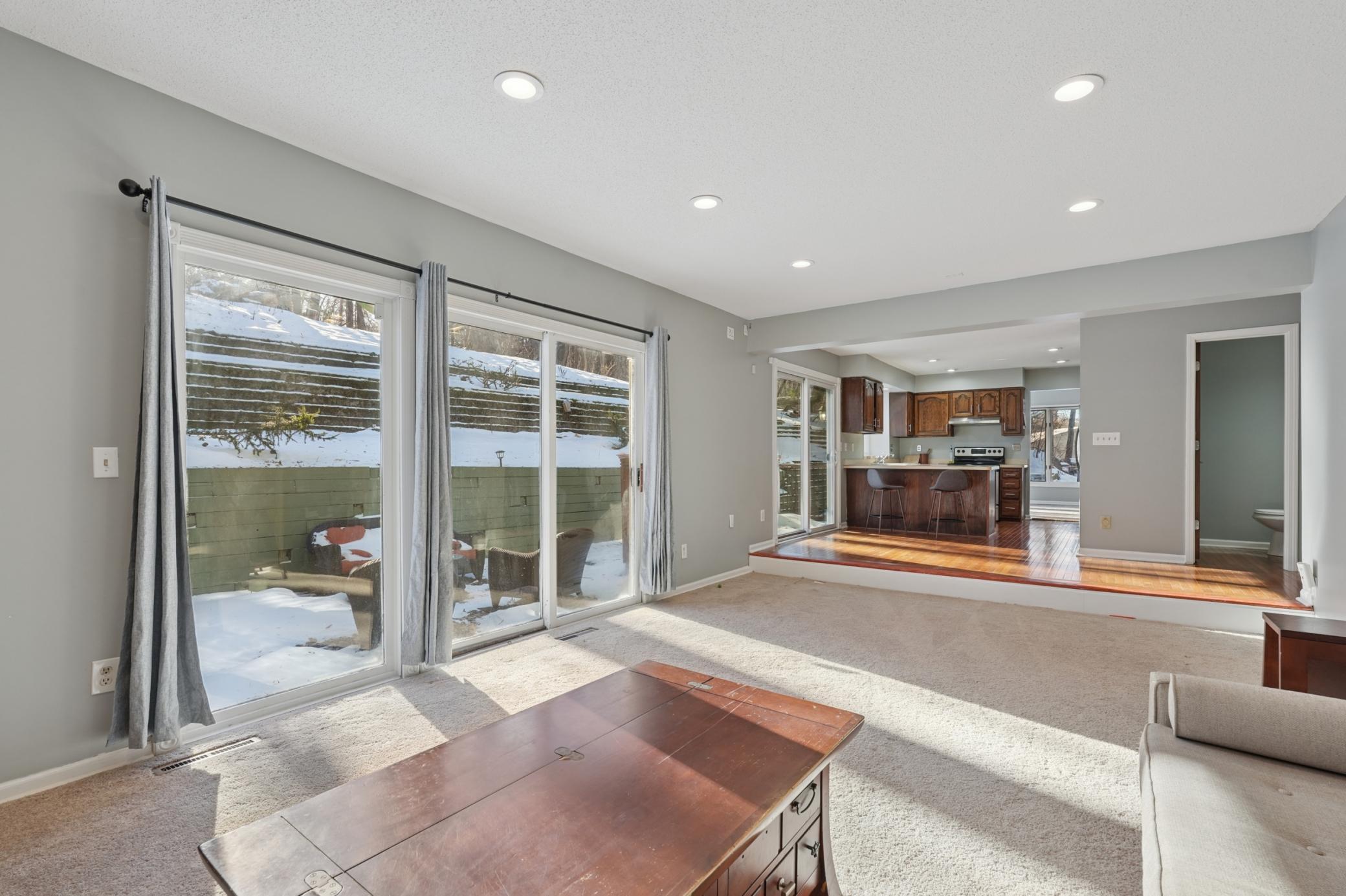 1276 Dunberry Lane Eagan, MN 55123 - Photo 9 of 28