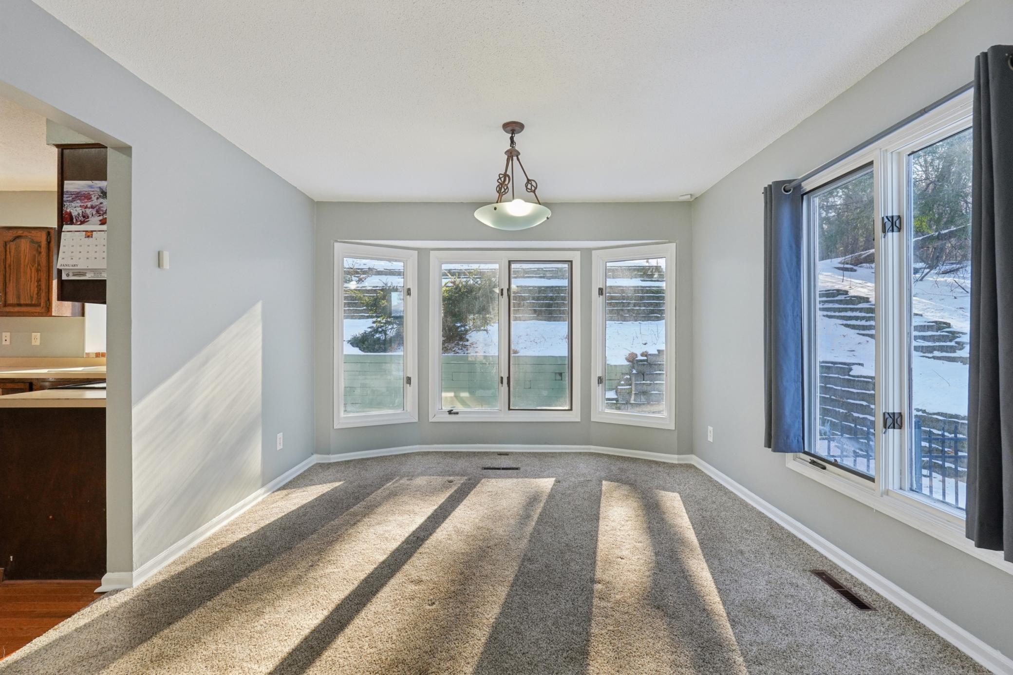 1276 Dunberry Lane Eagan, MN 55123 - Photo 10 of 28