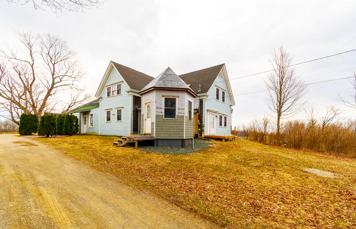 Home in Eastbrook with 51 acres!