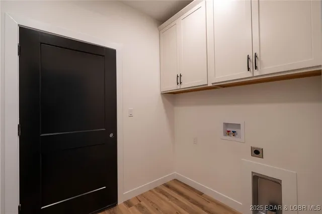 $1,325,000 | 106 West Cross Fox Trail, Camdenton, MO 65020