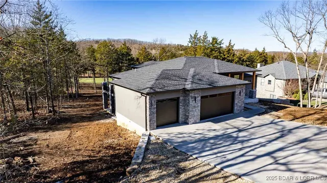 $1,325,000 | 106 West Cross Fox Trail, Camdenton, MO 65020