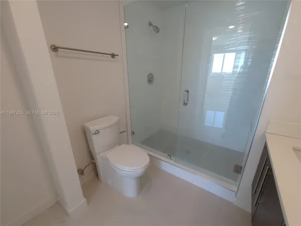 $2,800 | 7661 Northwest 107th Avenue, Unit 710, Doral, FL 33178