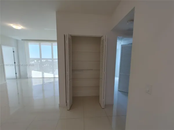 $2,800 | 7661 Northwest 107th Avenue, Unit 710, Doral, FL 33178