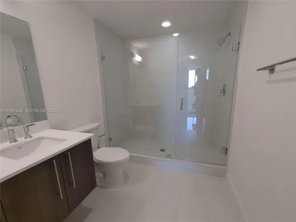 $2,800 | 7661 Northwest 107th Avenue, Unit 710, Doral, FL 33178