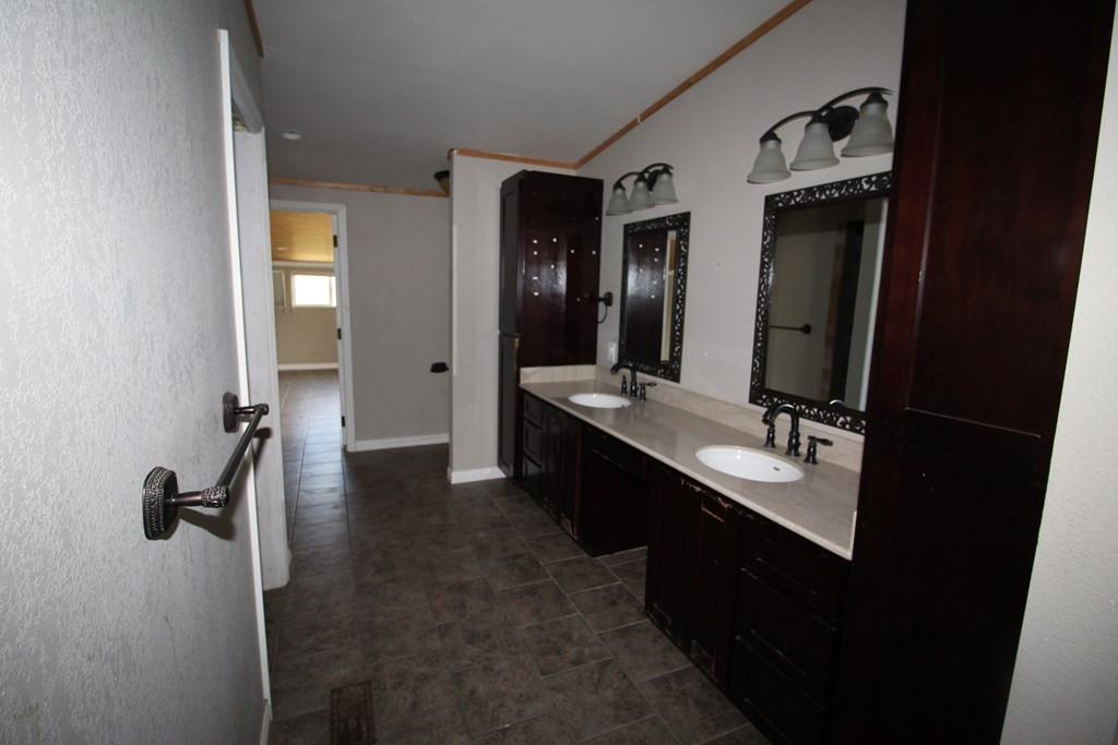 143 Thomas Road Waynesboro, GA 30830 - Photo 7 of 24