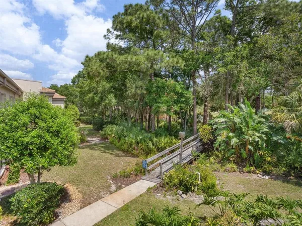 $3,400 | 4415 Longmeadow, Unit 44, Sarasota, FL 34235