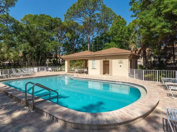 $3,400 | 4415 Longmeadow, Unit 44, Sarasota, FL 34235