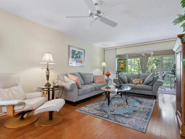 $3,400 | 4415 Longmeadow, Unit 44, Sarasota, FL 34235