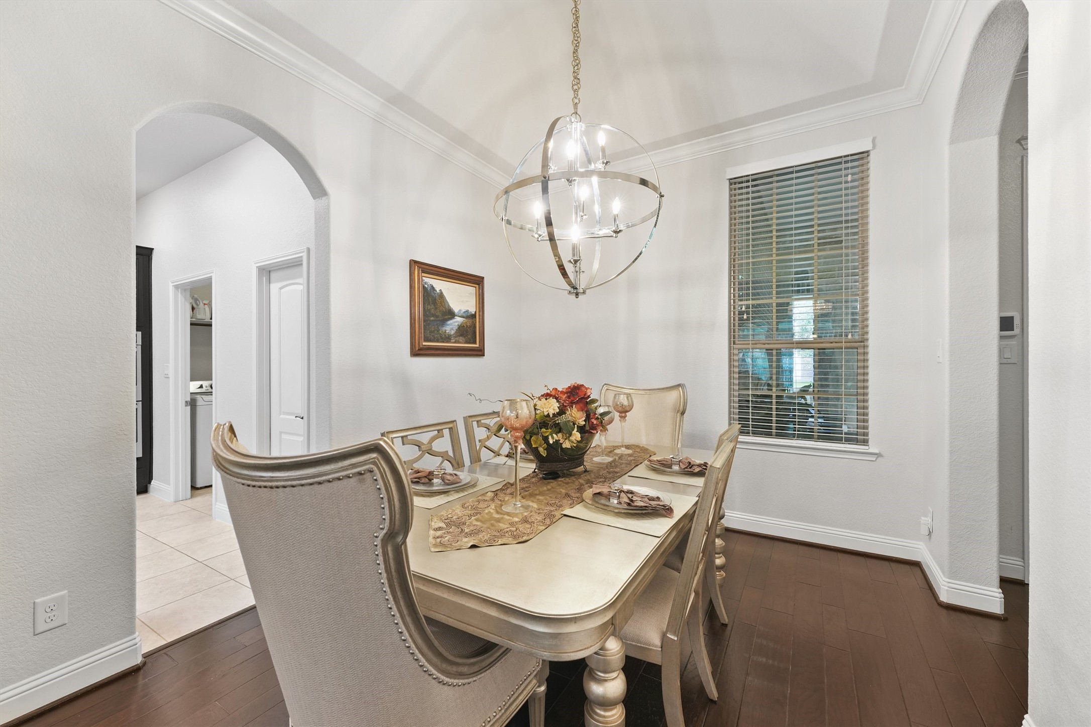 6 Inland Prairie Drive Tomball, TX 77375 - Photo 11 of 33 Dining room