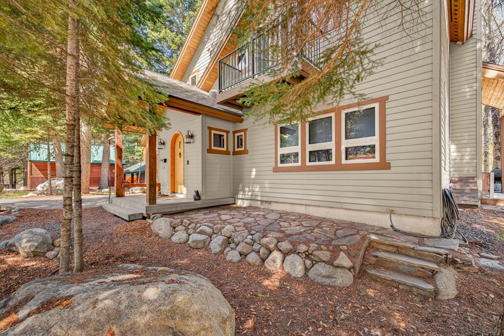 917 Camas Place McCall, ID 83638 - Photo 3 of 50
