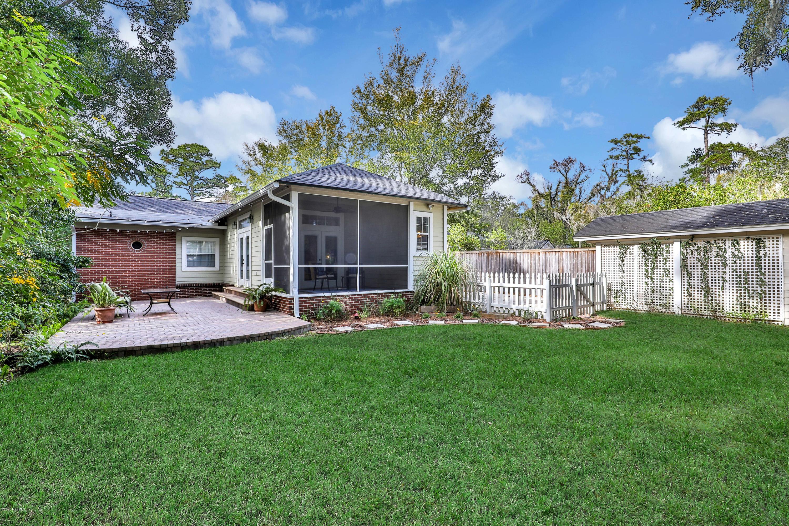 3895 Gadsden Road Jacksonville, FL 32207 - Photo 33 of 41 Patio