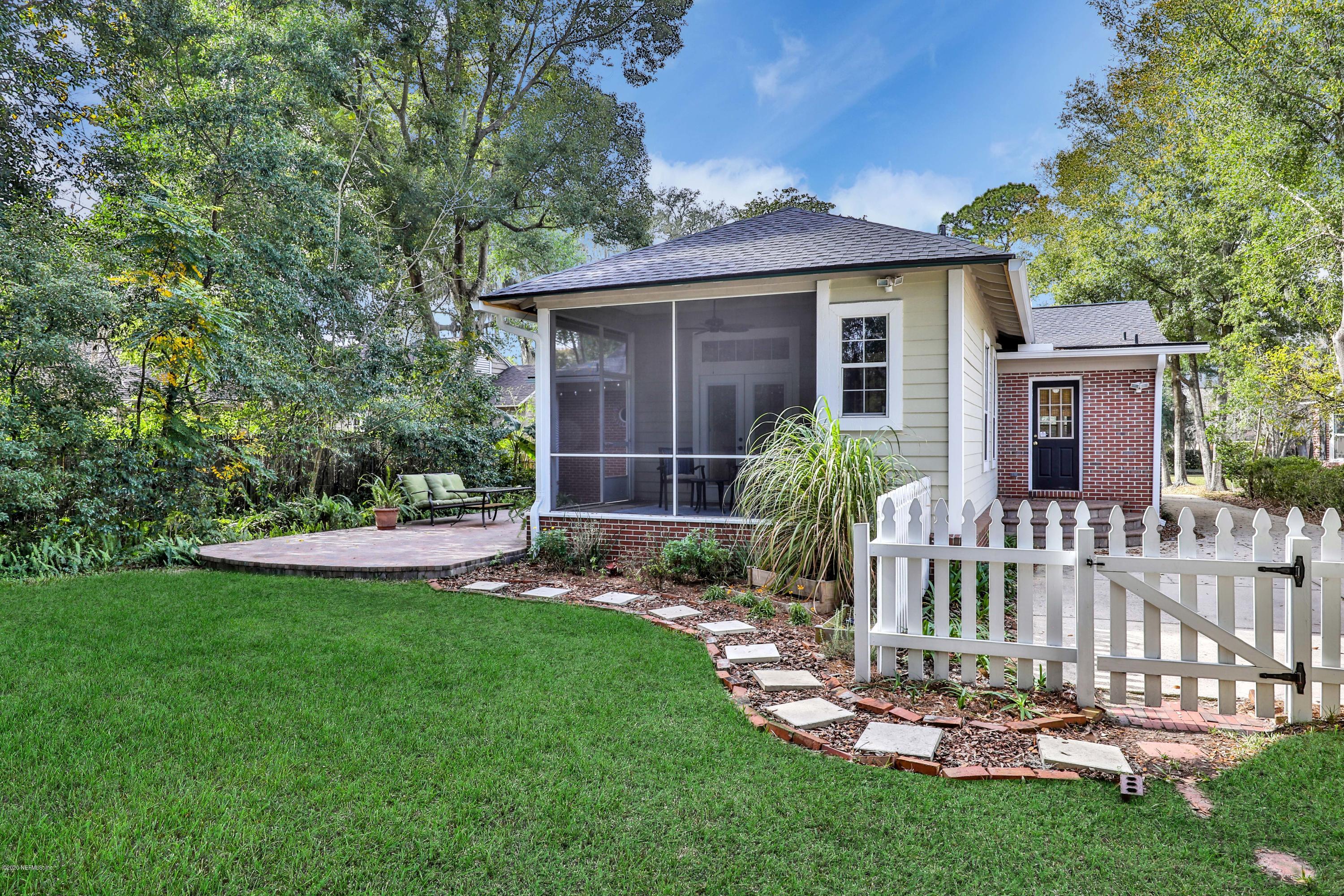 3895 Gadsden Road Jacksonville, FL 32207 - Photo 35 of 41 Patio