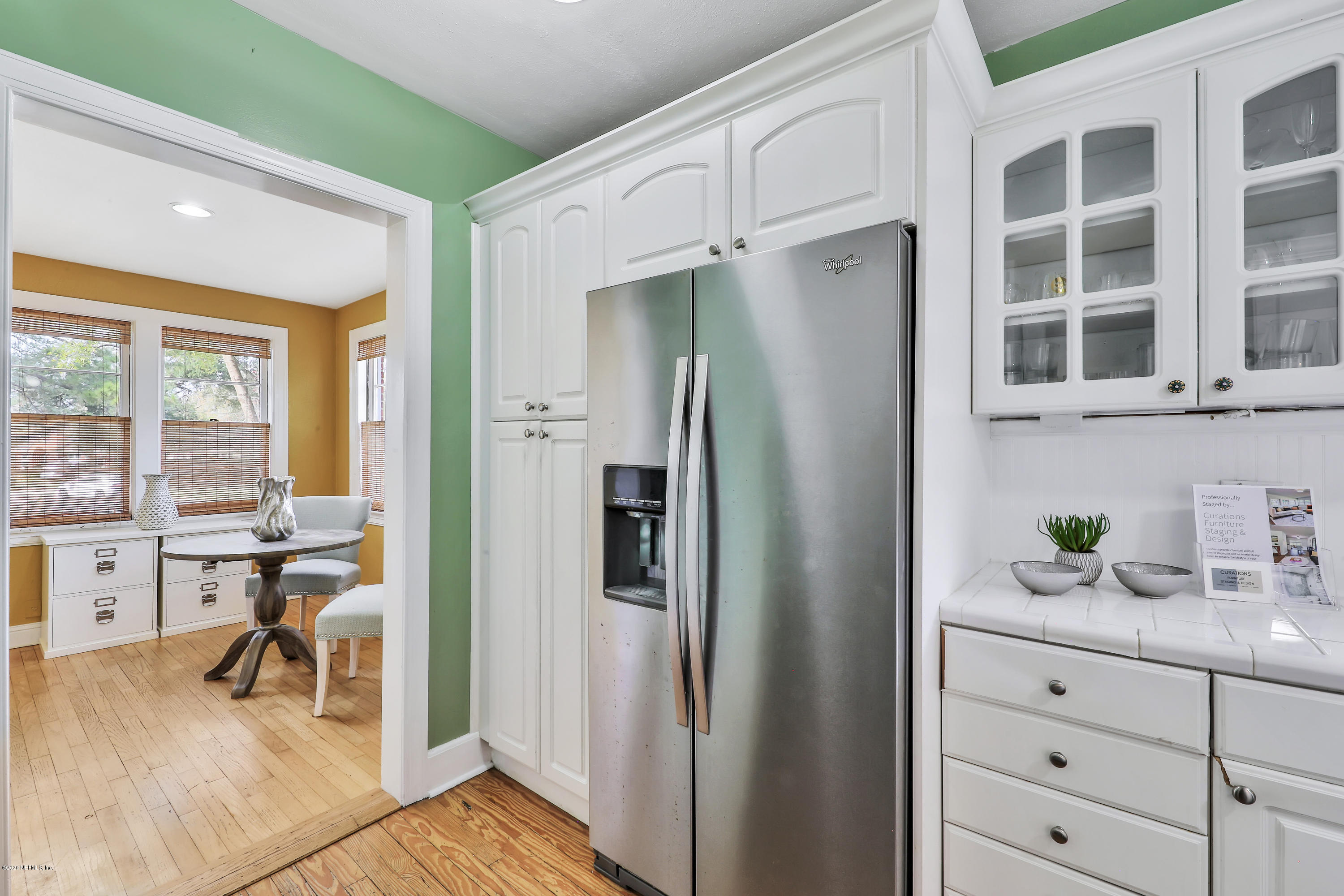 3895 Gadsden Road Jacksonville, FL 32207 - Photo 9 of 41 Kitchen