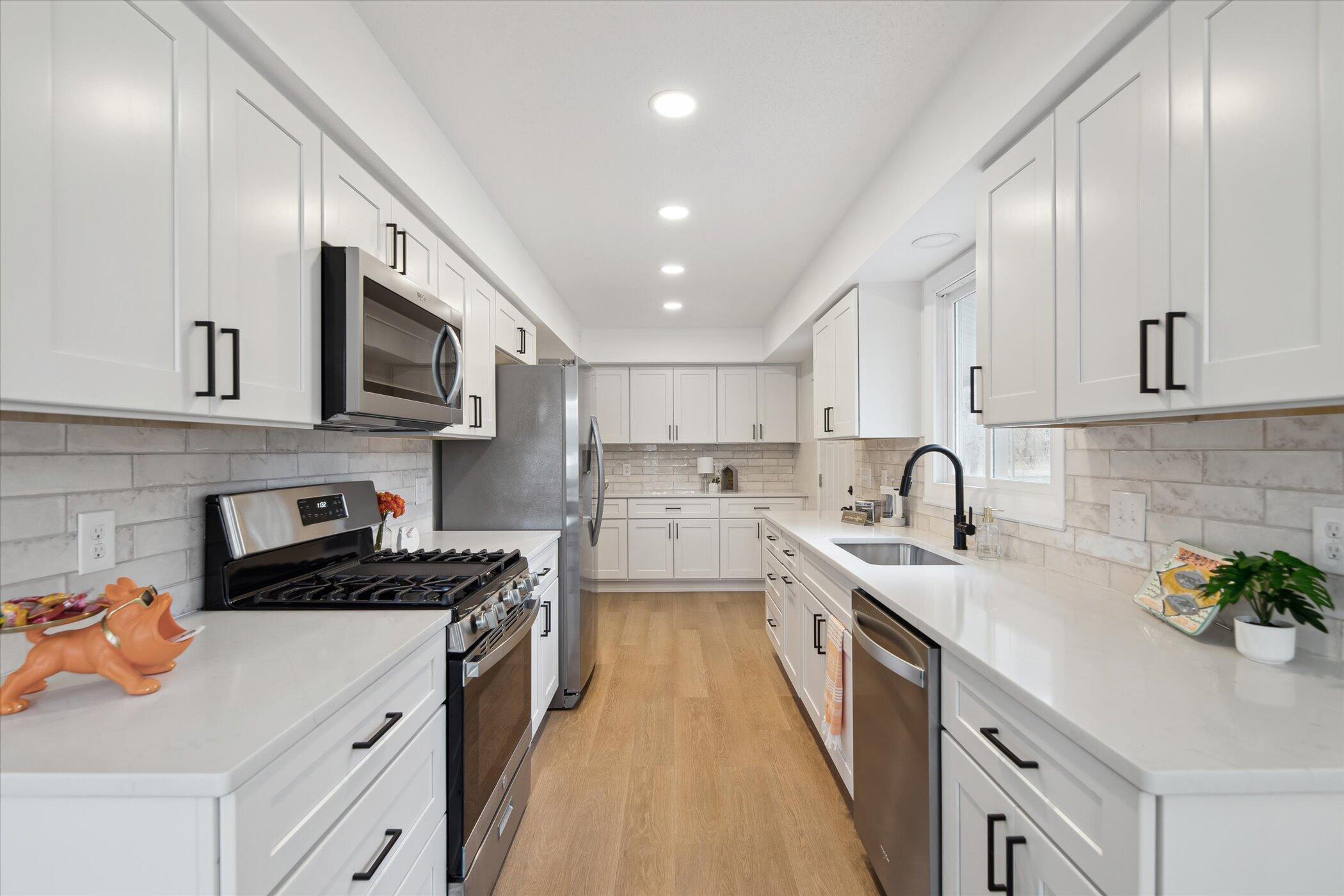 323 13th Street Plainwell, MI 49080 - Photo 13 of 47 LARGE Galley Kitchen