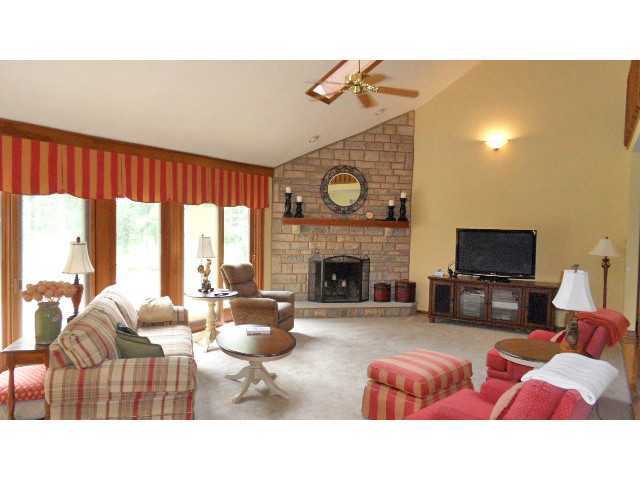 10450 Adams Road Galena, OH 43021 - Photo 8 of 25 Gallery Image 8
