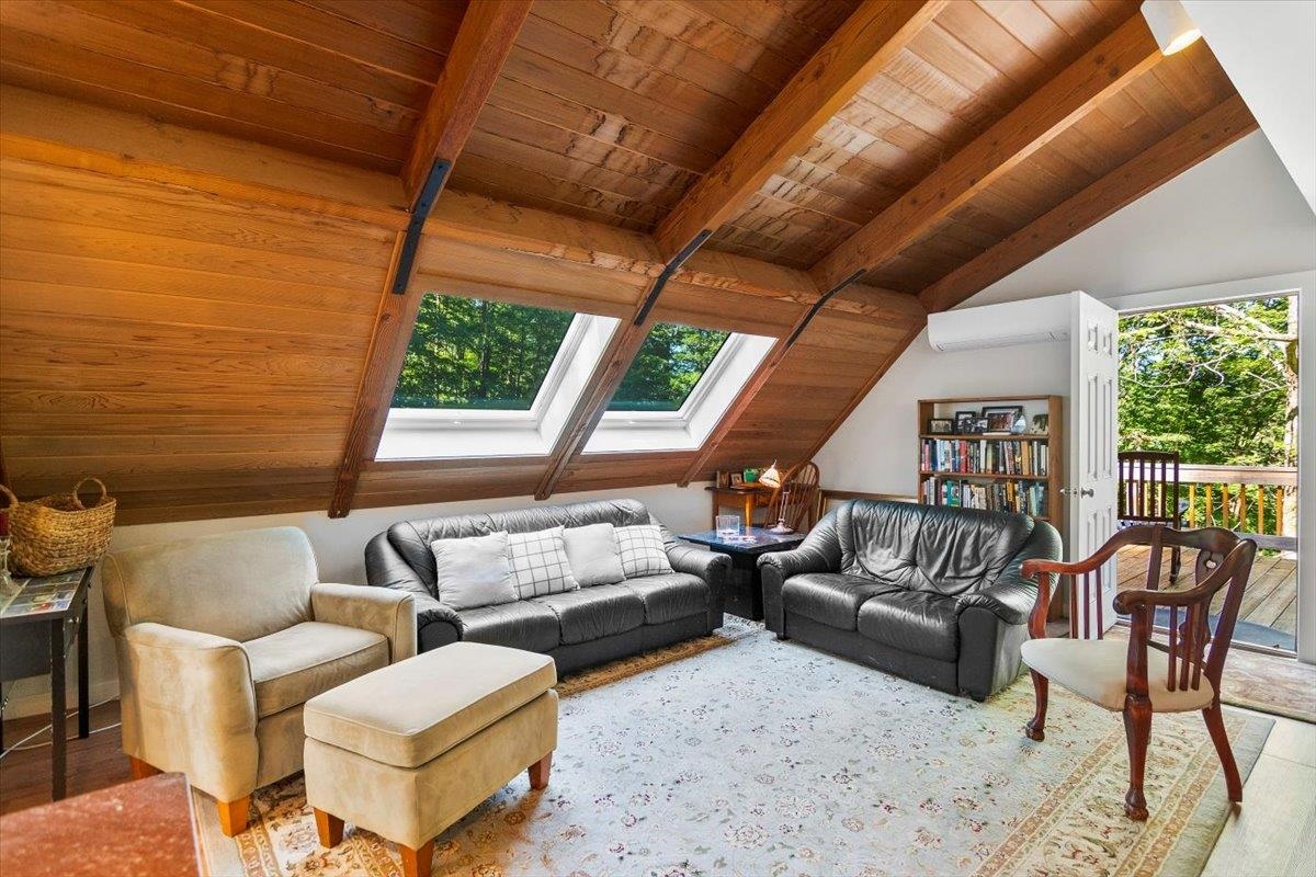 509 Thompson Pond Road Pownal, VT 05261 - Photo 15 of 41